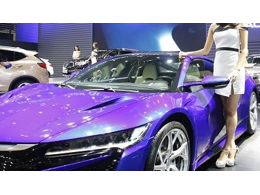 車(chē)展中經(jīng)常能看到美女，但又沒(méi)有想過(guò)機(jī)械零部件加工能生產(chǎn)“車(chē)模美女”出來(lái)